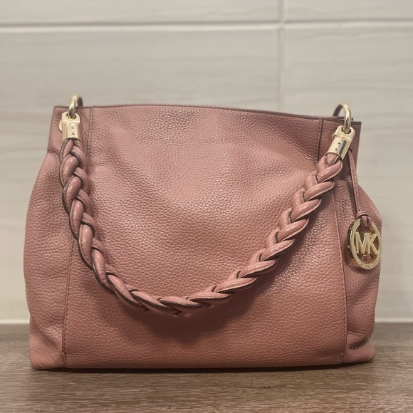 Michael Kors purse - Picture 4 of 9